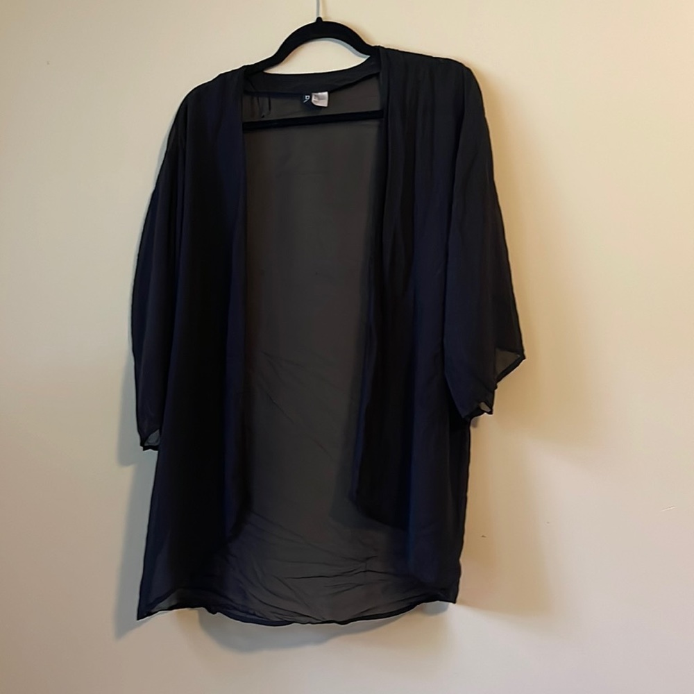 Black kimono